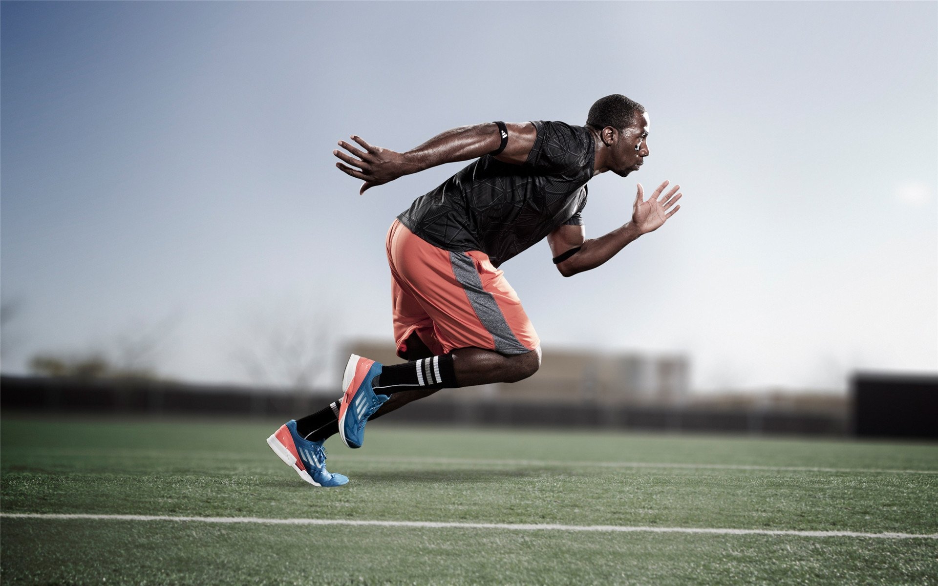 青少年“拼搏青春”环湖篮球挑战赛在西藏拉开序幕，激发边疆青少年潜能